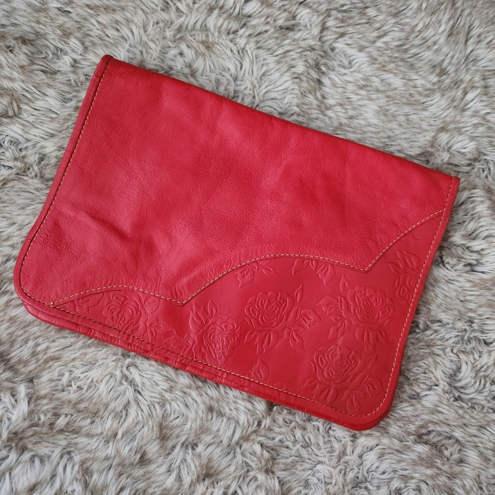 Vintage Barganza Pebbled Leather Floral Embossed Genuine Leather‎ Clutch